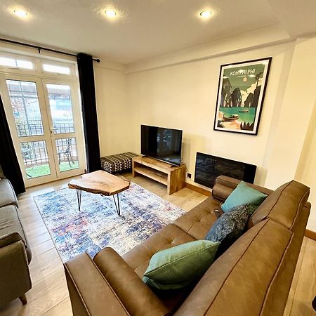 Spacious 3 Bedroom Apartment Close To Marina, 2 Parking Spaces, Kingsize Or Single Beds Southampton Exterior photo